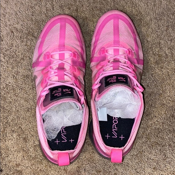 Nike Pink Vapormax’s - Picture 4 of 7